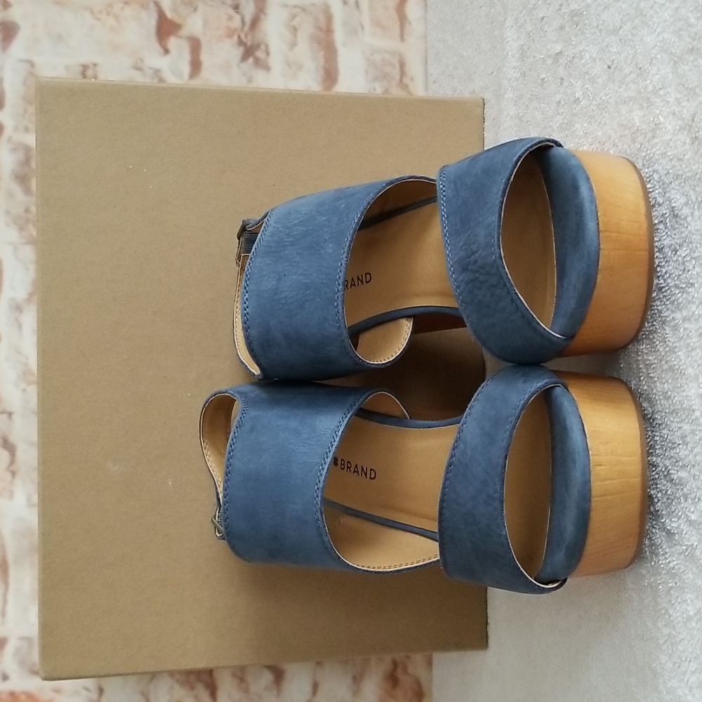 New Lucky Brand Lattela Wedge Sandals - Picture 2 of 8